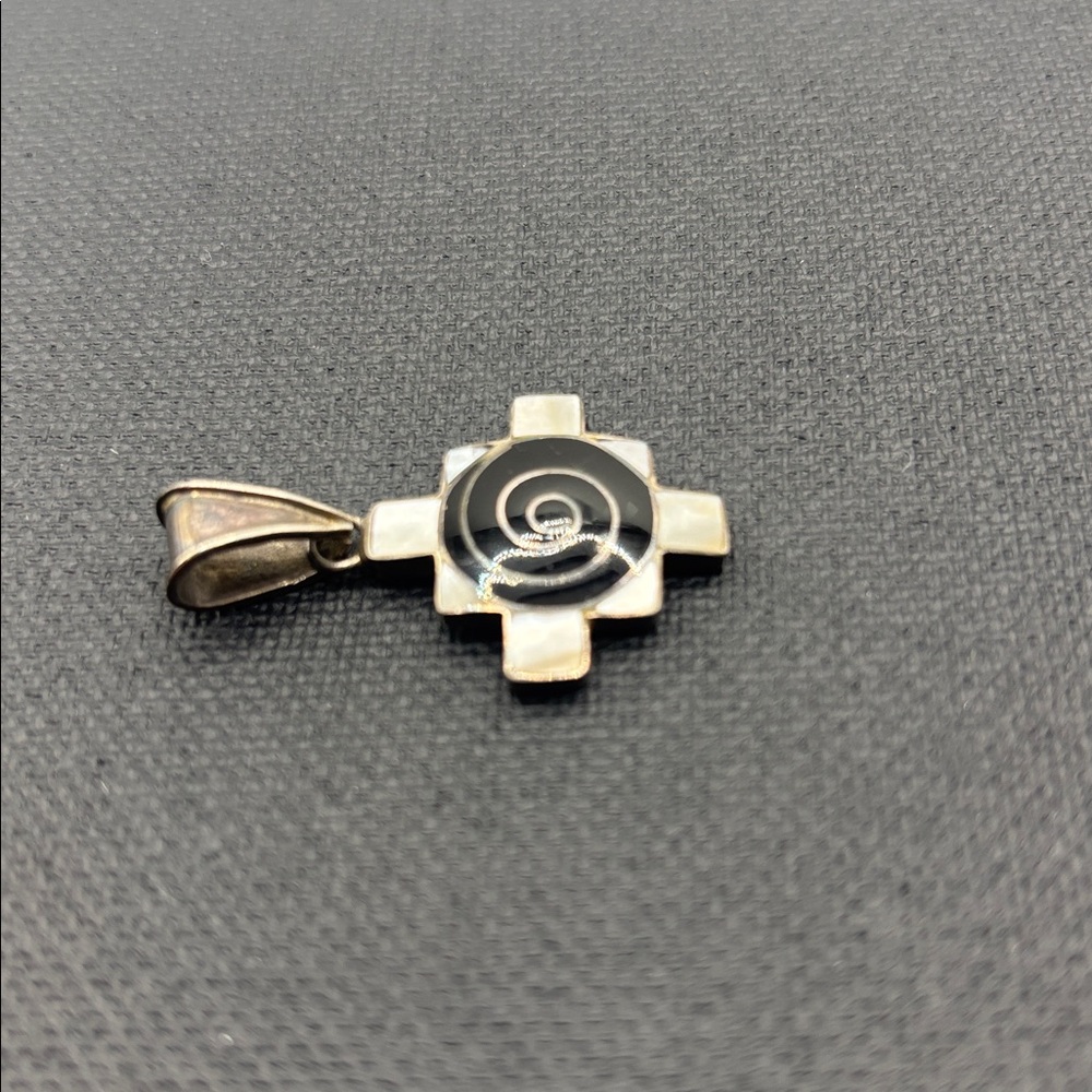 VTG 950 sterling silver Peruvian Chakana black onyx w/mother of pearl inlay boho - Picture 10 of 11